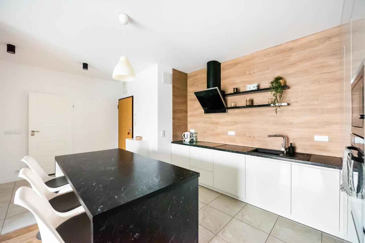 Magazynowa Exclusive Amber Apartment Varsó Kültér fotó