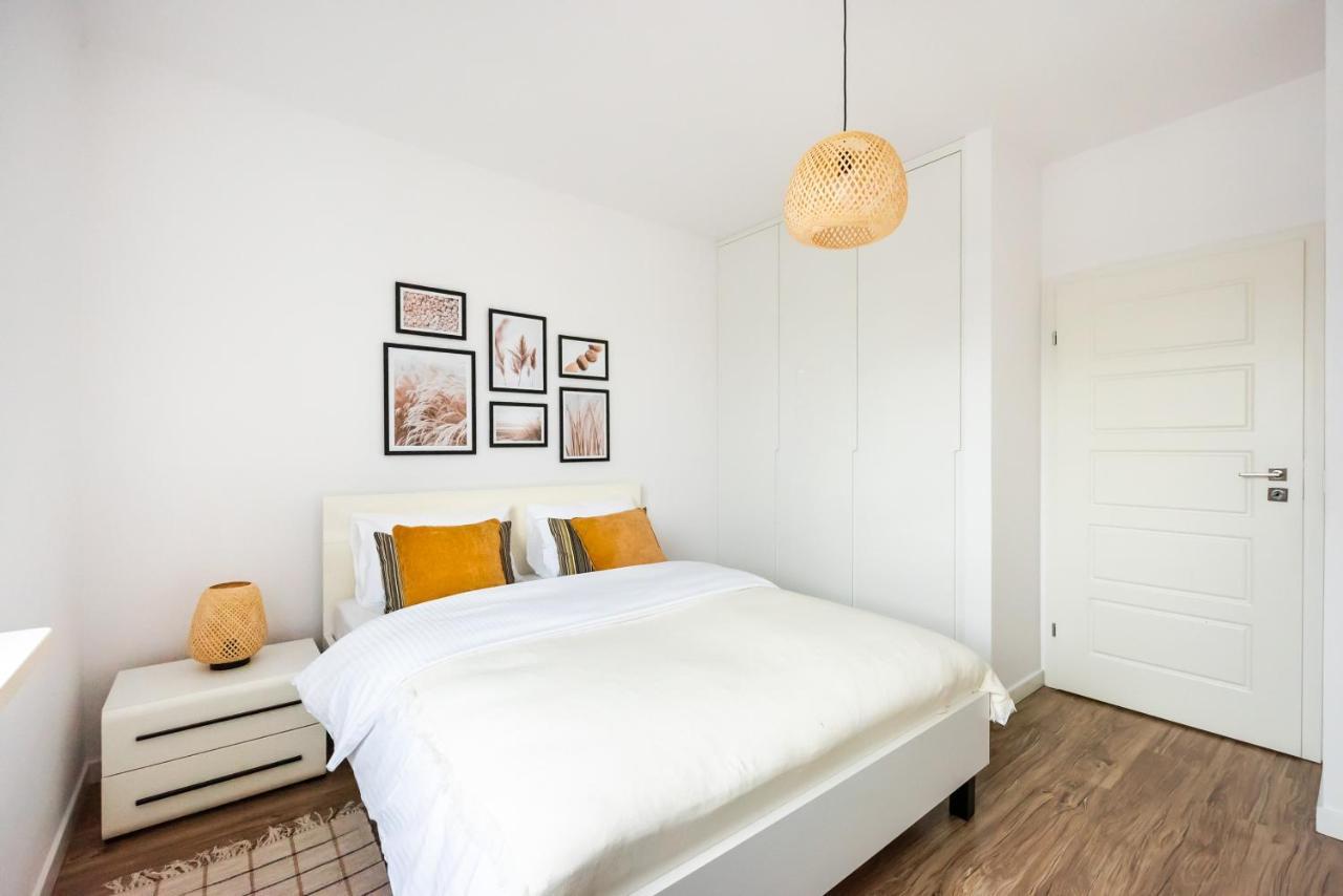 Magazynowa Exclusive Amber Apartment Varsó Kültér fotó